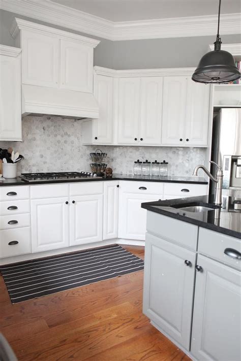 Adorable 83 amazing kitchen backsplash ideas white cabinets https