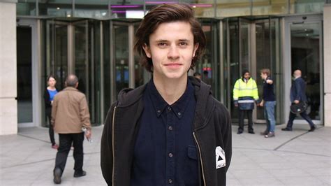 Bbc Radio 1 Radio 1 S Life Hacks 5 Things You Might Not Know About Cel Spellman