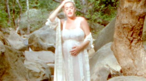 Katy Perry Shows Off Her Baby Bump As She Strips Fully Naked In New Music Video Daises Pics