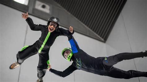 Paraclete Xp Skyventure Indoor Skydiving Spread Your Wings And Fly