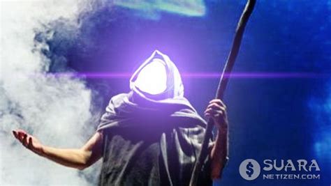 Pada suatu ketika, sulaiman dan tentaranya yang meliputi pasukan manusia, jin, dan burung, melewati suatu lembah. myherb2u: nabi&iblis