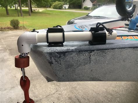 Anchoring a boat properly is important when you want it to remain in position. Pin on DIY Kayak anchor