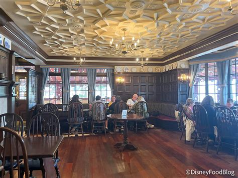 Photos First Look At A Reopened Rose Crown Dining Room In Disney World The Disney Food Blog