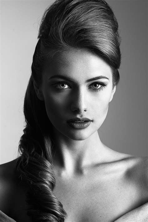 Romanian Beauty Raluca Mos