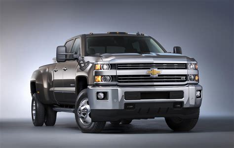 Chevy And Gmc Are In Big Trouble Over Diesel Engines Carbuzz