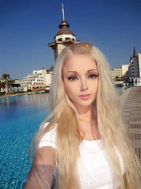 Pin By Dana Wray On Valeria Lukyanova Real Barbie Human Doll Hair