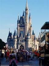 How Far Is Disney World From Universal Studios