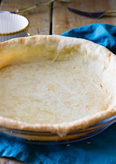 I'm using our recipe for classic double pie crust here, which combines both butter and shortening. The Best Easy Pie Crust Recipe - Sugar Spun Run
