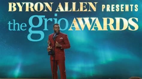 Kevin Hart Honors Comedians Who Paved The Way For Him At Thegrio Awards