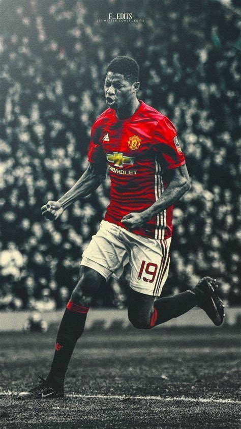 Marcus rashford, world class striker for manchester united, helping out in a food bank. Marcus Rashford Wallpaper HD for Android - APK Download