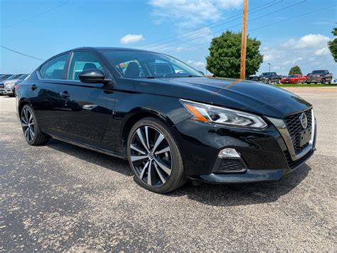 Rear 2018 nissan altima 2.5 sv. Pre-Owned 2019 Nissan Altima 2.5 SR Front Wheel Drive Sedan
