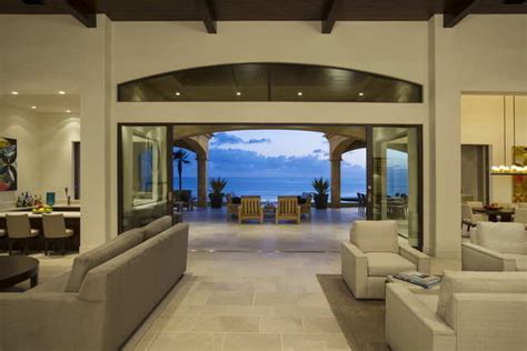 House Of The Day This Unreal Oceanfront Estate In Malibu Can Be Yours