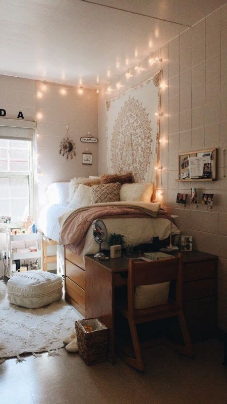 18 college dorm rooms you need to copy in 2019 cassidy lucille college dorm room decor dorm