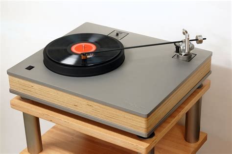 This Weighty Turntable Has A 16 Tonearm The Vinyl Factory
