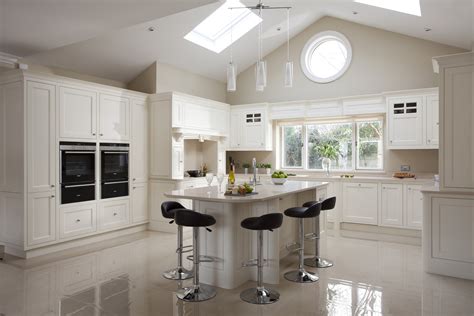 Handmade Contemporary Kitchen By Woodale Designs