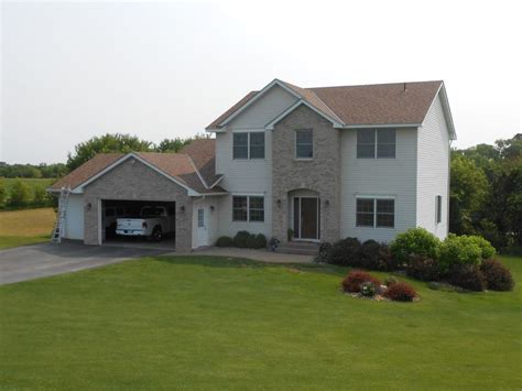 Owens corning does an amazing job of supplying our company unique color… Asphalt shingle roof in Buffalo, MN, Owens Corning, Aged ...