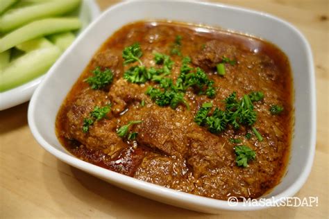 18.02.2021 · beef rendang or rendang daging, in malay/indonesian, is a curry fit for a king. Beef Rendang - rendang daging - Masak sedap!