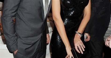 Maybe you would like to learn more about one of these? Gerard Butler estrena novia