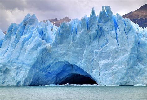 Argentinas Colossal Perito Moreno Glacier Twistedsifter