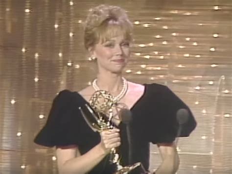 Emmys Best Drama Actress Winner Dresses Business Insider