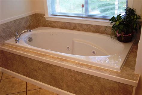 Whirlpool bathtubs have become popular since the 1960s. Whirlpool Tubs At Lowes : Schmidt Gallery Design - The Bad ...