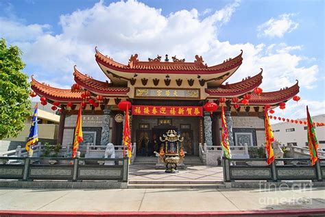 Thien Hau Temple A Taoist Temple In Chinatown Of Los Angeles