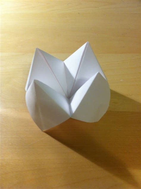 How To Make Paper Fortune Tellers In 2021 Fortune Teller Paper How