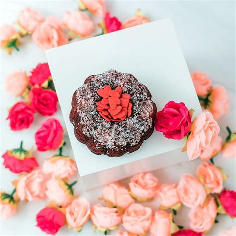 10pcs kraft paper gift boxes candy cake cookies packaging mooncake party. Anniversary Cake Explosion Box with Butterfly Surprise ...
