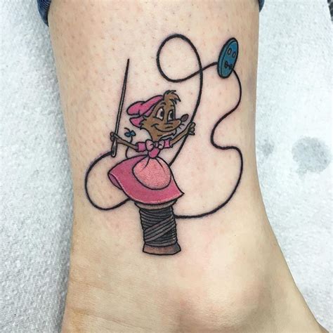 Pin By Thais Brisch On Tatuagens Cinderella Mice Cinderella Tattoo