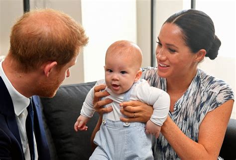 With the naming of their second child, harry and meghan are clearly reaching out — at least to the queen, who recently turned 95 and will mark the 70th anniversary of her accession to. Meghan Markle und Baby Archie entzücken mit süßem Video