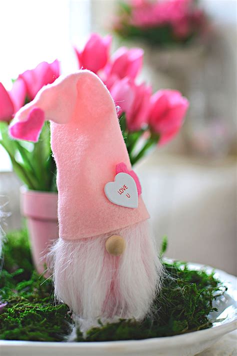 Download Follow The Yellow Brick Home - Easy To Love DIY Valentine ...