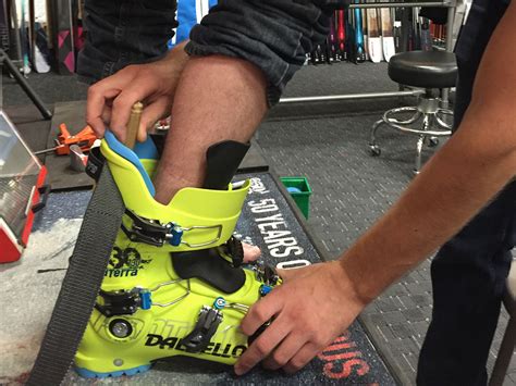 How do i shell fit my ski boots?' shell fitting is done to make sure that a boot is not too big or too small. Ski Bootfitting | Custom Boot Fitting From Boston Ski + Tennis