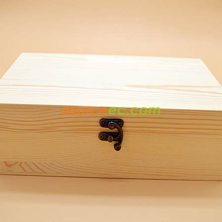 Home to hundred to thousands of general, unique, exclusive, custom made corporate gifts to increase your branding awareness. Wooden Gift Box - Corporate and Premium Gift Supplier in ...