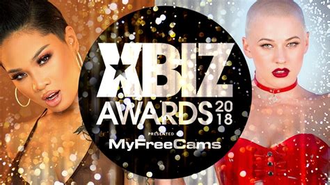 Honey Gold Riley Nixon Named Xbiz Awards Trophy Girls