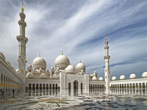 Your Definitive Guide To Sheikh Zayed Grand Mosque Abu