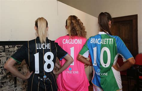 Ver las fotos de feralpisalò. Maglie FeralpiSalò 2016-2017, novità la divisa da trasferta
