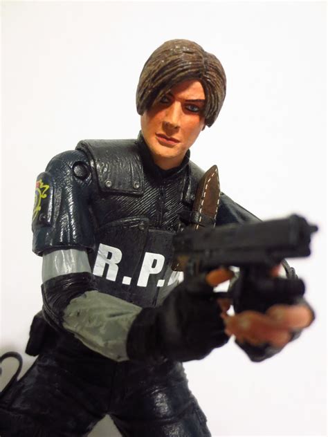 Action Figure Barbecue Action Figure Review Leon S Kennedy Rpd