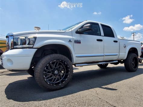 Tis 544bm Gloss Black With Milled Spoke Accents 22x12 44mm With Fury