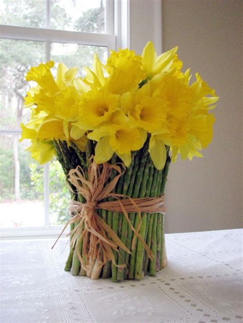 Lovely Daffodil Centerpieces B Lovely Events
