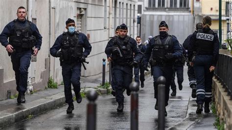 Ataque Con Cuchillo En París Al Menos 4 Personas Heridas