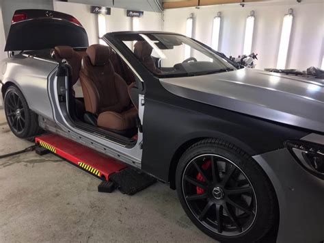 Zoekt u een kozijnspecialist in vierpolders? Traitement de capote & rénovation | Brussels Car Detailing ...