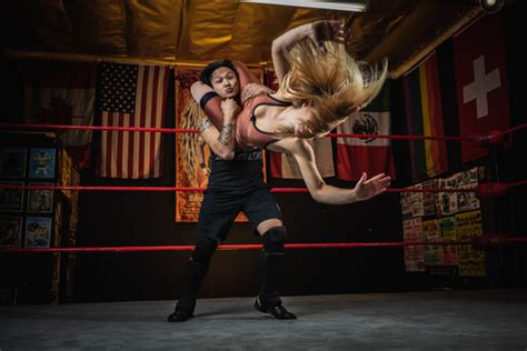 How Ilya Nodia Shot These Portraits Of Pro Wrestler Simone Sherie