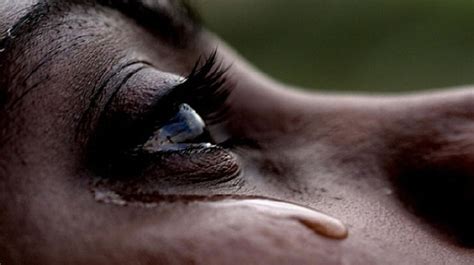 4 Reasons Why There Is No Shame In Crying Regularly Huffpost Null
