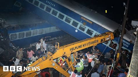 India Train Crash In Uttar Pradesh Leaves 23 Dead Bbc News