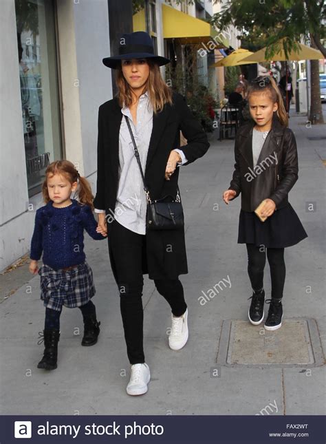 Jessica Alba Takes Her Daughters Honor And Haven On A Shopping Trip In Beverly Hills Featuring