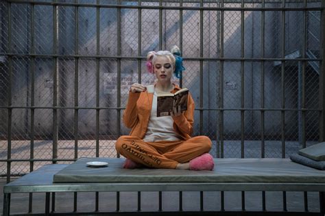 Harley Quinn 5 Facts About The Jokers Love Before ‘suicide Squad