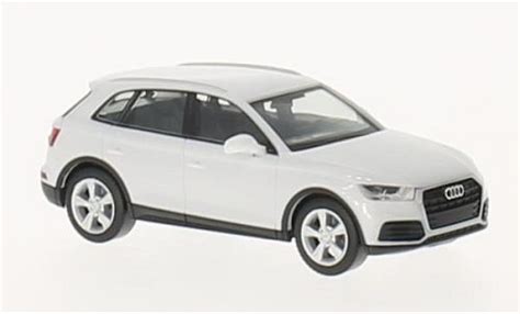 Parduodamų audi q5 automobilių skelbimai pateikiami sąraše. Audi Q5 blanche miniature - Voiture-miniature.com