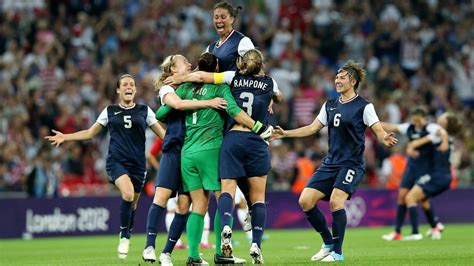 London 2012 Womens Olympic Soccer Final Us Beats Japan 2 1 To Win