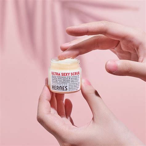 16 Best Lip Scrubs Of 2023 Reviews And Buying Guide