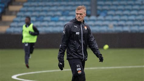 (+) eirik ulland andersen møter sin tidligere klubb strømsgodset for første gang etter overgangen til mfk. Trio på vei tilbake / Strømsgodset